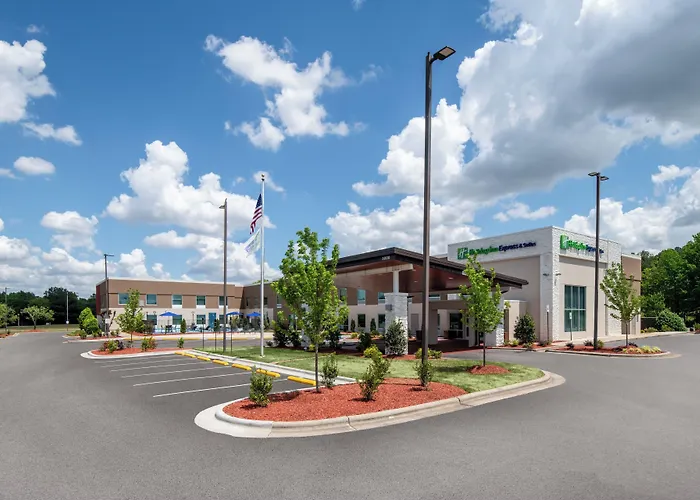 Holiday Inn Express Wilson I-95 By Ihg