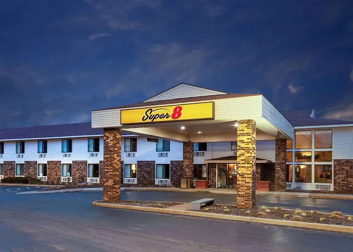 Super 8 By Wyndham Wausau