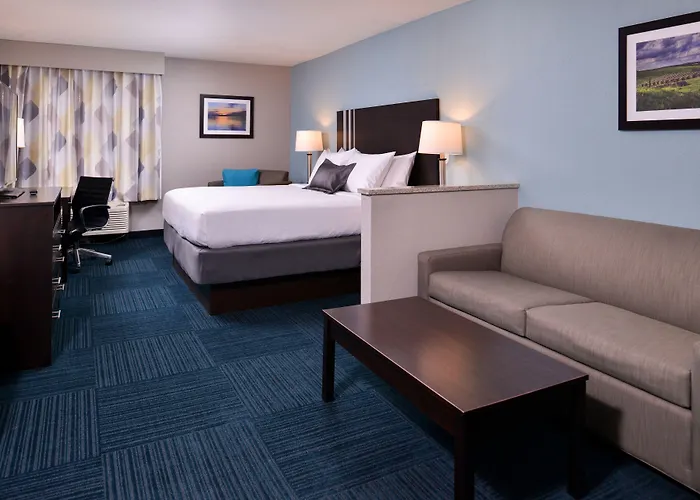 Best Western St. Clairsville Inn & Suites