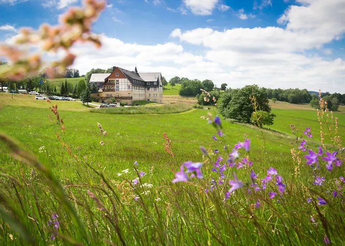 Panorama Berghotel Wettiner Hoehe