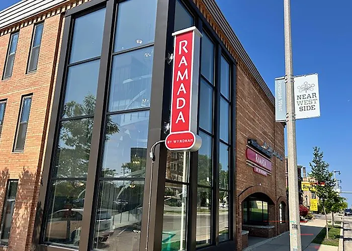 Ramada By Wyndham Milwaukee
