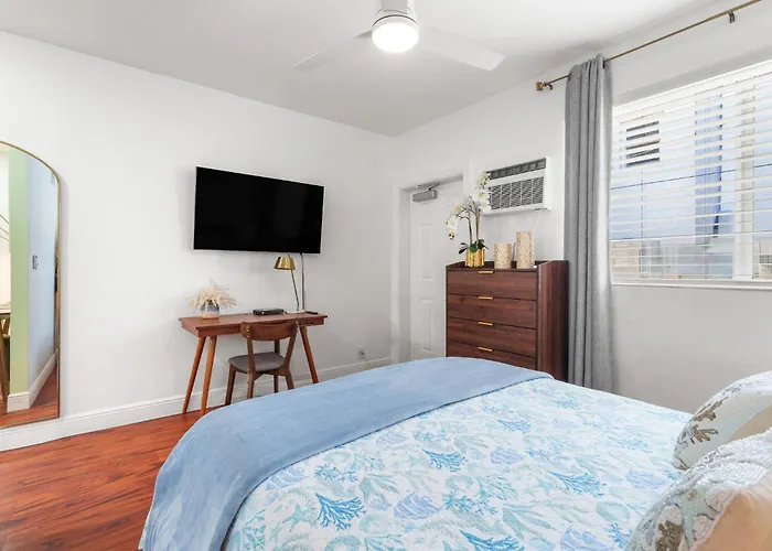 The Pearl Beachside Apartments On Hollywood Beach