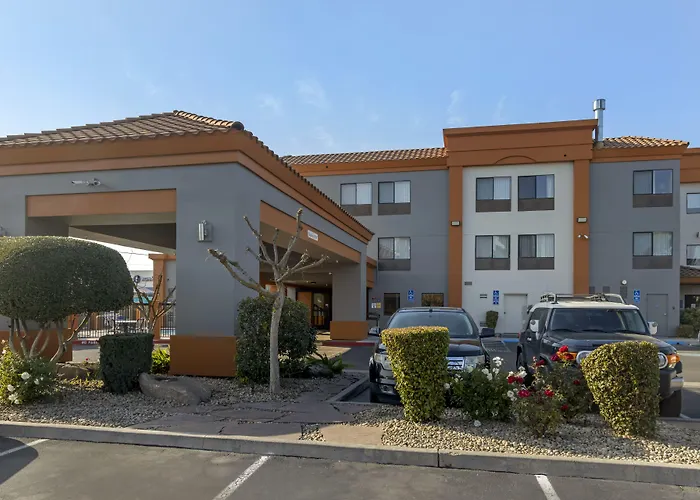 Best Western PLUS Fresno Inn