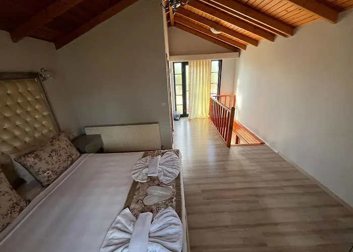 Gizemli Nehir Bungalov Otel