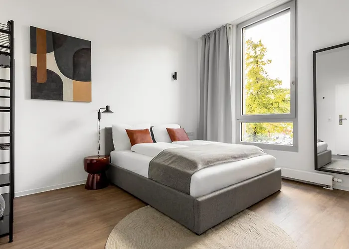 Global Living I Jena Markplatz