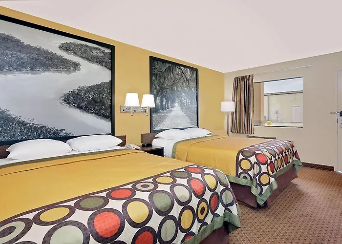 Super 8 By Wyndham Byron/South Macon