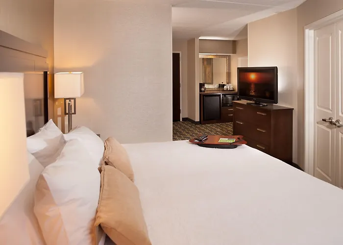 Hampton By Hilton Shelton
