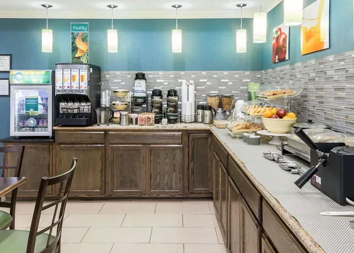 Quality Inn & Suites West Monroe