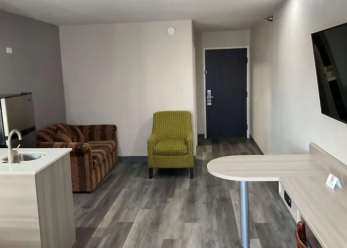 Microtel Inn And Suites Clarksville