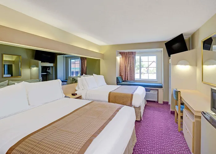 Microtel Inn & Suites By Wyndham Burlington