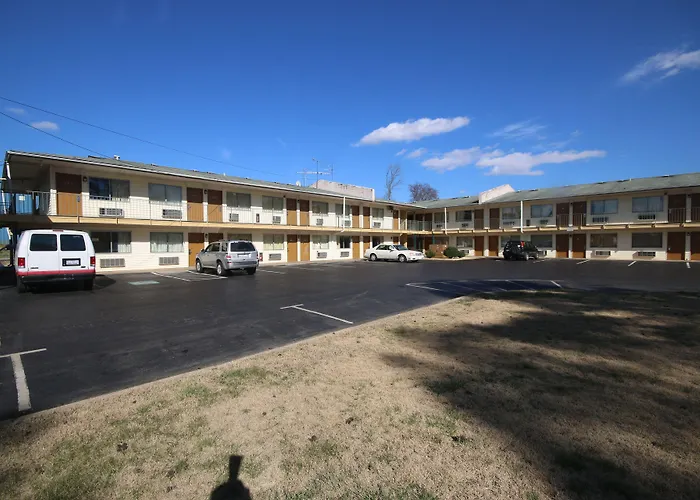 Royal Inn And Suites Charlotte Airport
