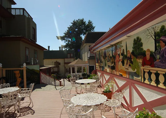 Rose Garden Inn