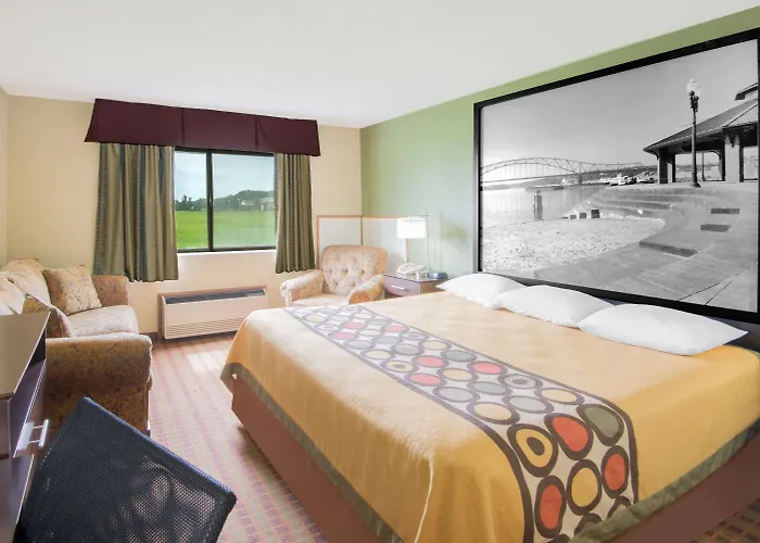 Super 8 By Wyndham Story City