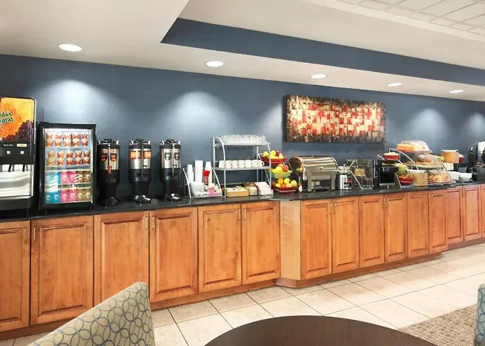 Wingate By Wyndham Fargo