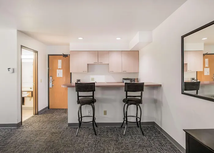 Americas Best Value Inn & Suites-Birch Run