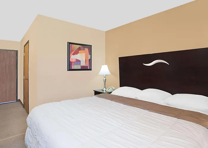 Super 8 By Wyndham Sheboygan Wi