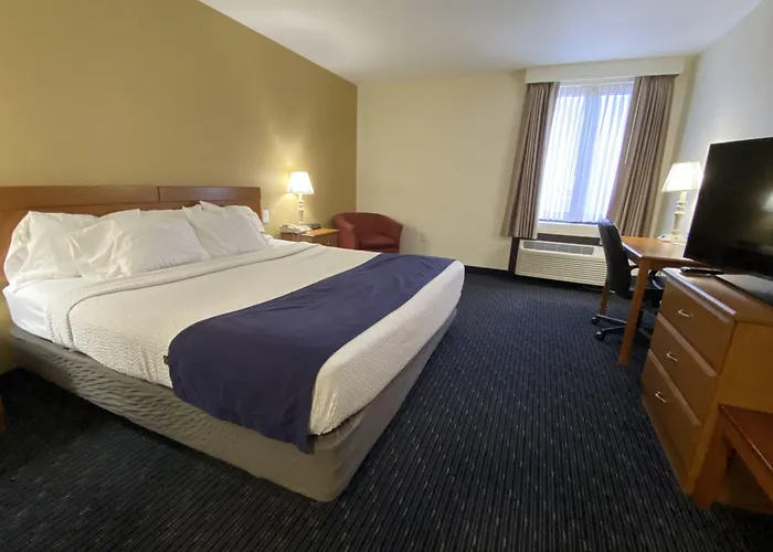 Days Inn By Wyndham Jefferson City