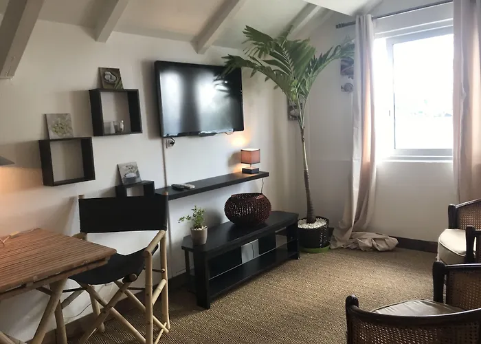 Hotel Saint John Perse