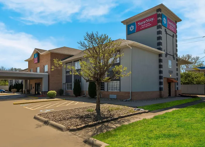 Surestay Plus Hotel By Best Western Topeka