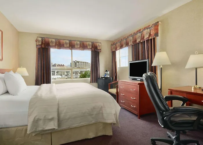 Days Inn By Wyndham Vancouver Airport