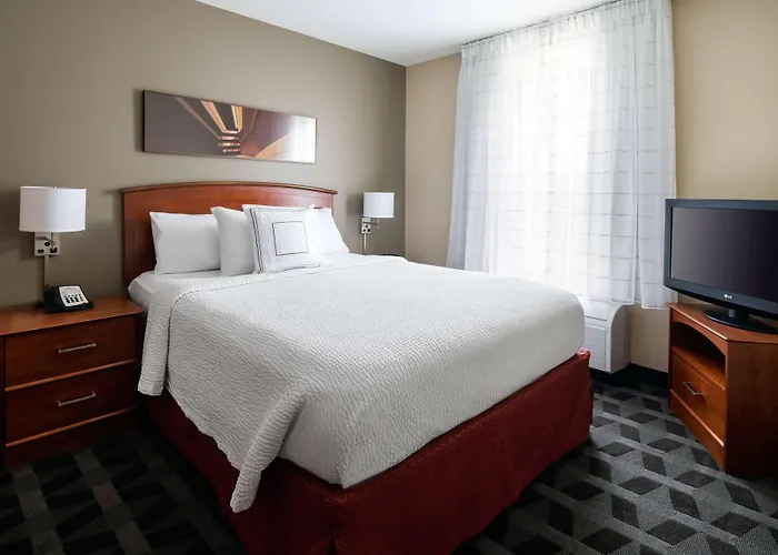 Sonesta Simply Suites Seattle Renton
