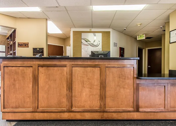 Quality Suites New Iberia