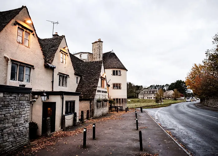 The Bear Of Rodborough Hotel
