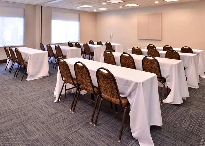 Holiday Inn Express Portland West/Hillsboro By Ihg