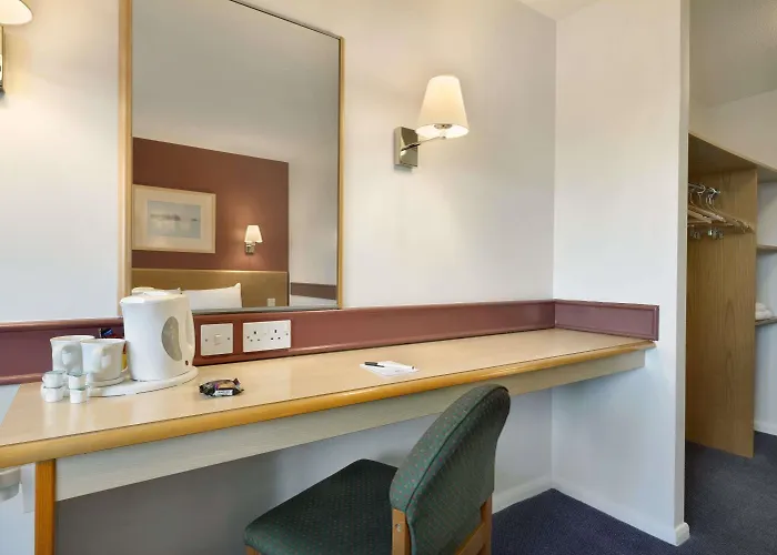 Days Inn By Wyndham Membury M4