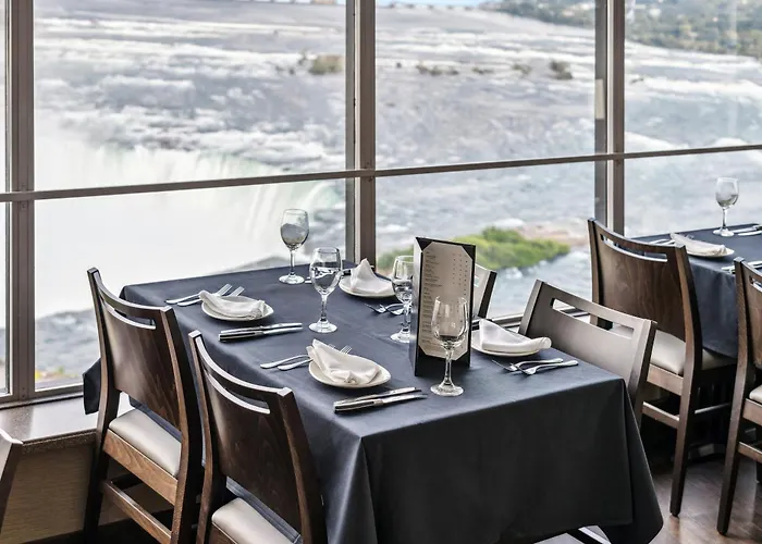 Tower Hotel At Fallsview