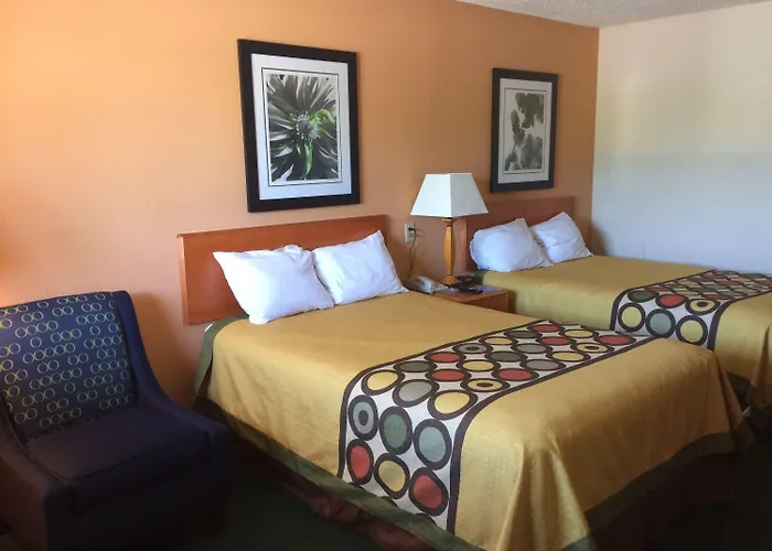 Westspring Inn - Westlake Cleveland