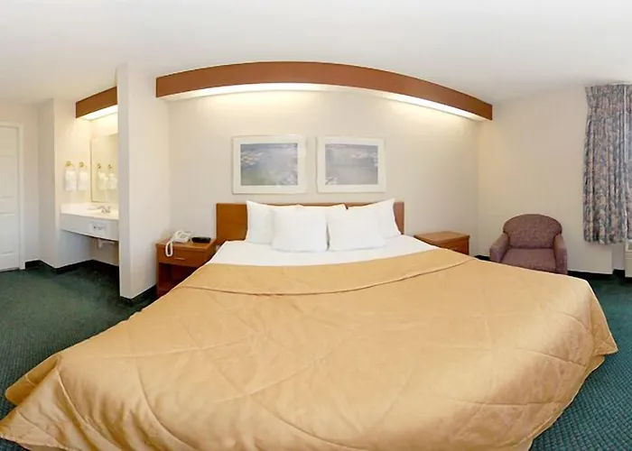 Baymont By Wyndham Mooresville