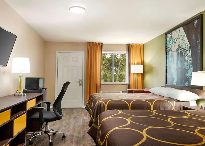 Super 8 By Wyndham Brookhaven