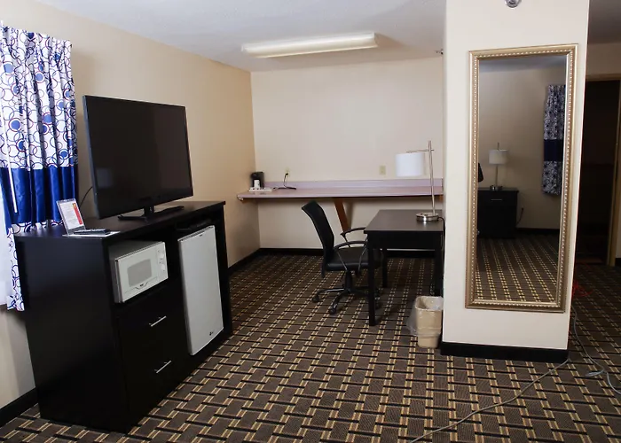 Dutch Inn And Suites