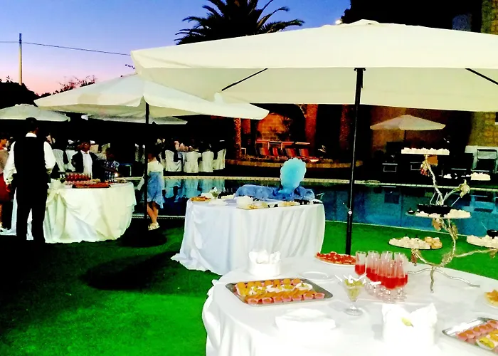 Hotel Akrabello