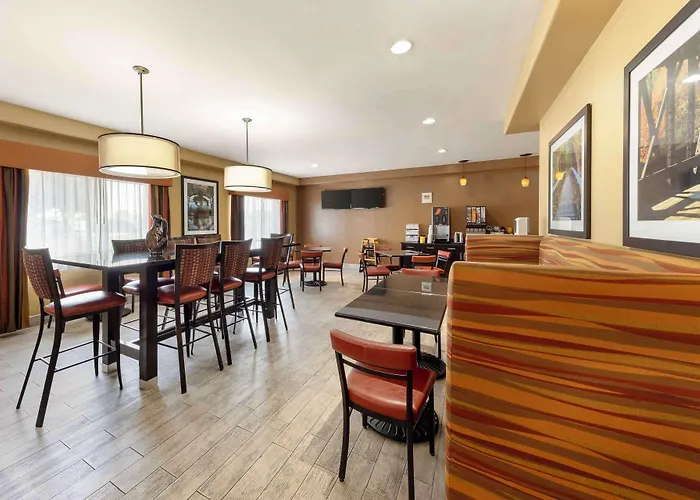 Best Western Greentree Inn & Suites