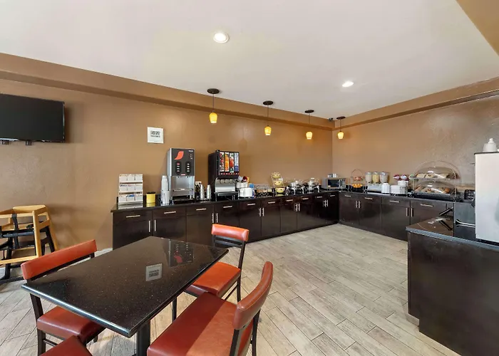 Best Western Greentree Inn & Suites