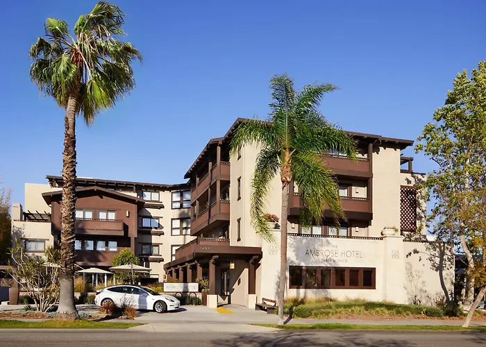 Ambrose Hotel