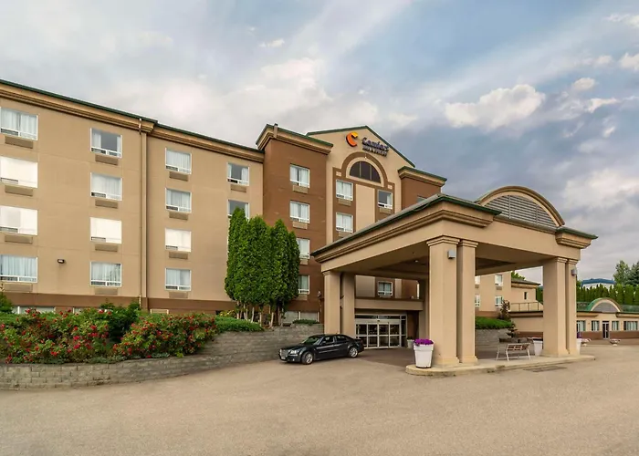 Salmon Arm Hotels