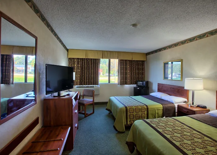 Super 8 By Wyndham Raleigh North East