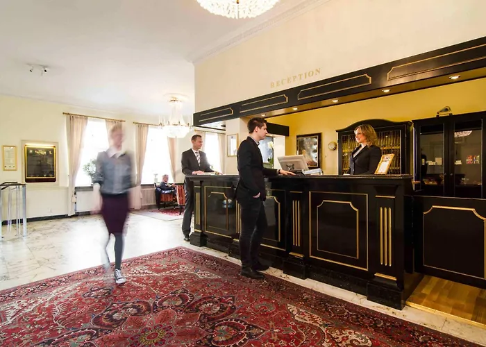 Mayfair Hotel Tunneln