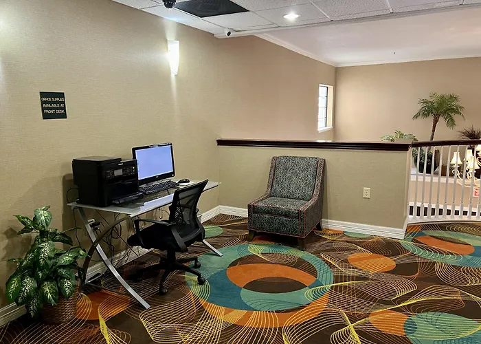 Quality Inn & Suites Near University