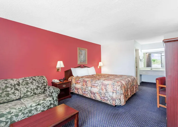 Days Inn By Wyndham Martin