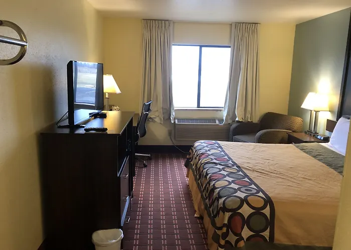 Super 8 By Wyndham Plover Stevens Point Area