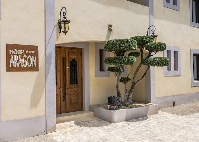 Hotel L'Aragon A 50M De La Cite De Carcassonne