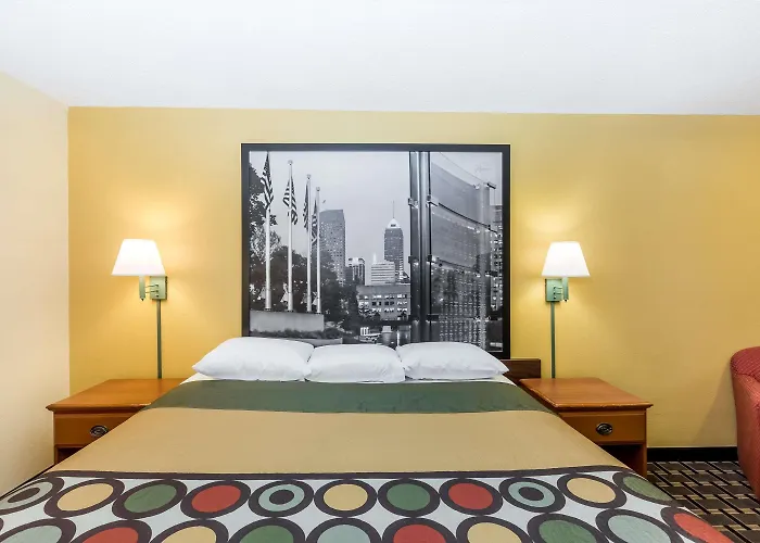 Super 8 By Wyndham Indianapolis-Southport Rd