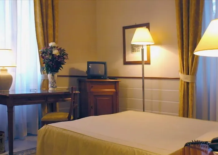 Hotel Flora