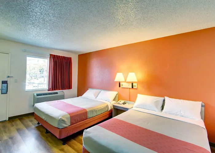 Motel 6-La Mesa, Ca - San Diego