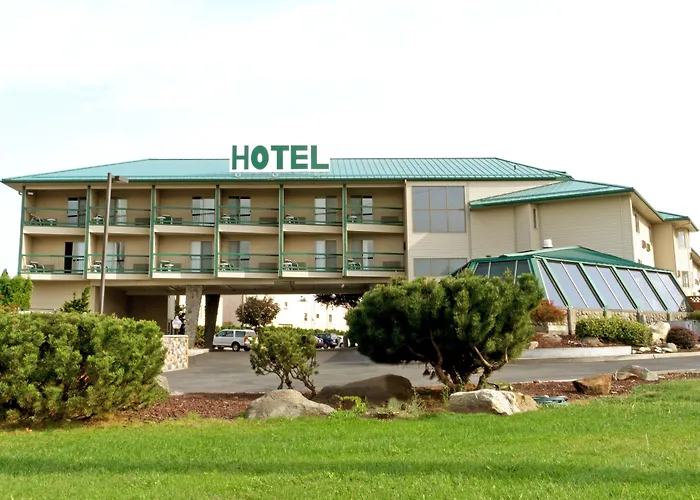 East Wenatchee Hotels