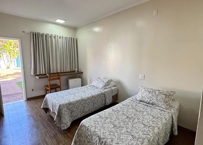Cravinhos Park Hotel